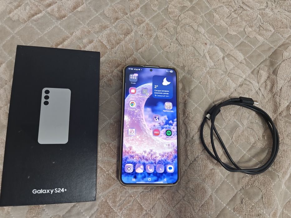 Продам Samsung Galaxy S24+ в отличном состоянии!