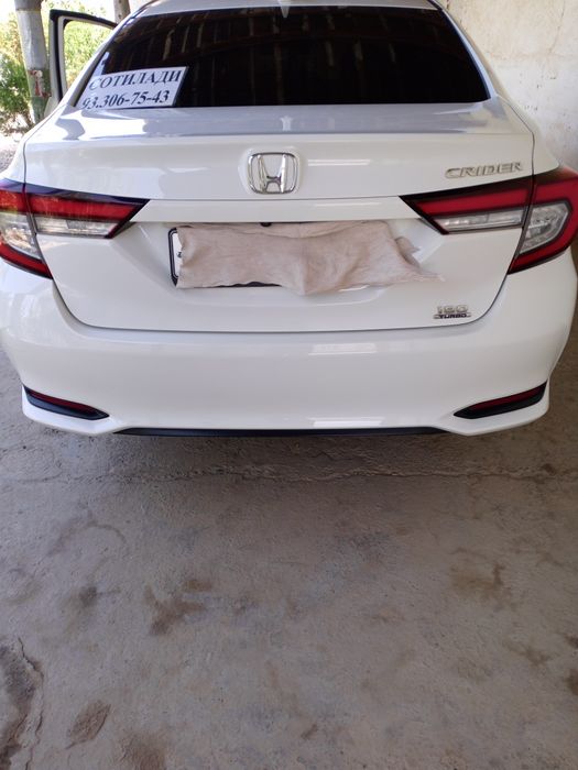 Avto Honda crider 2023 sotiladi