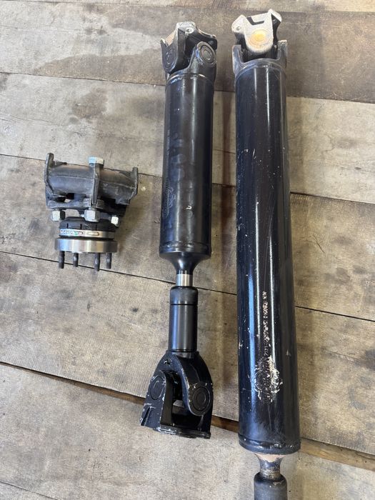 Продам карданы нива