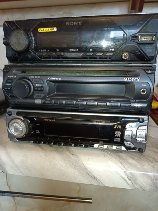 Casetofon cd auto mp3 cu stic