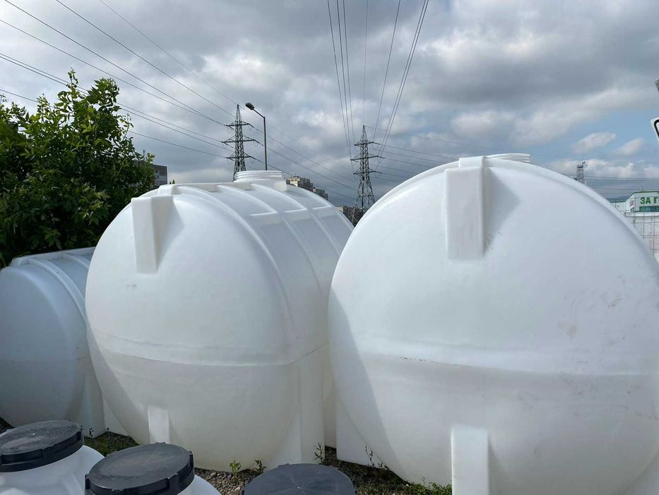 Бидони  5000 л - 2160 лв.