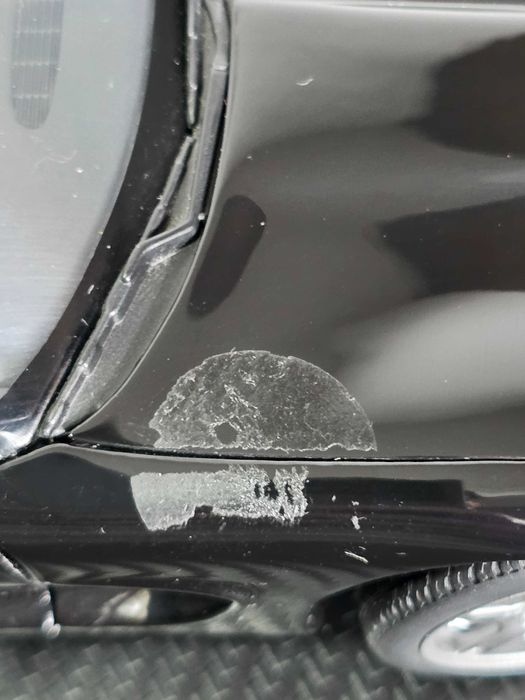 Macheta Auto 1/18 UT Models Chevrolet Corvette 1998