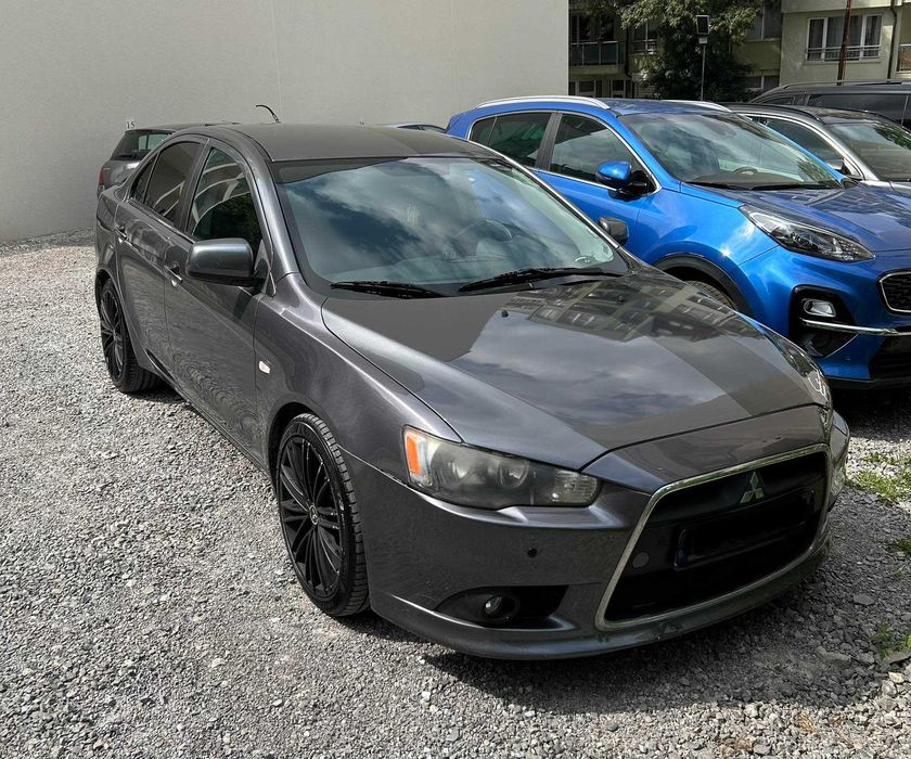 Mitsubishi Lancer