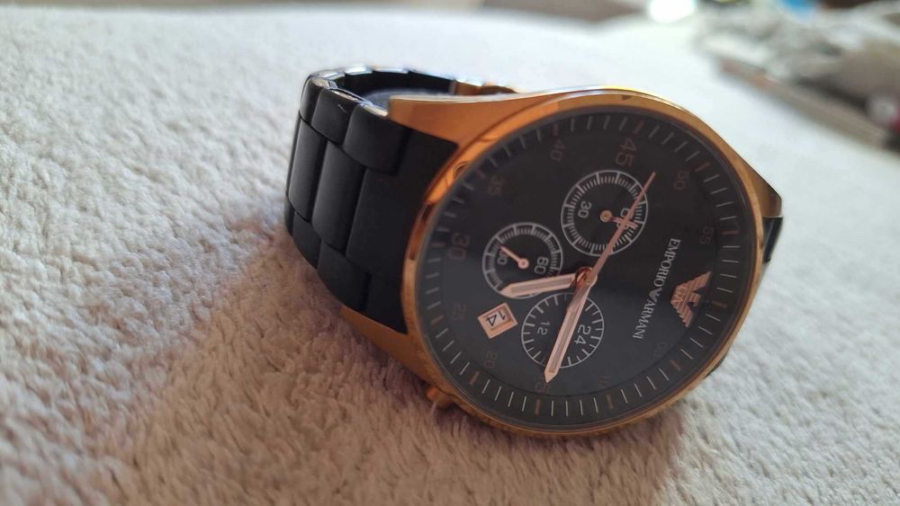 Часовник Emporio Armani