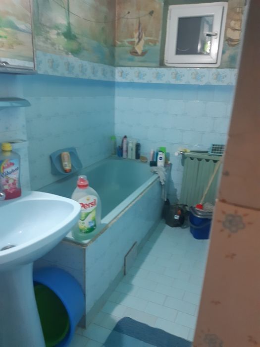 Vand apartament 3 camere bulevardul Dimitrie Cantemir