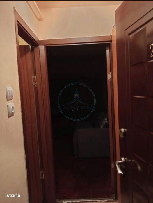 Garsoniera etaj 3 de Inchiriat