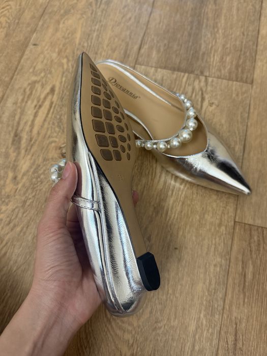 Обувь новая от Djovannia