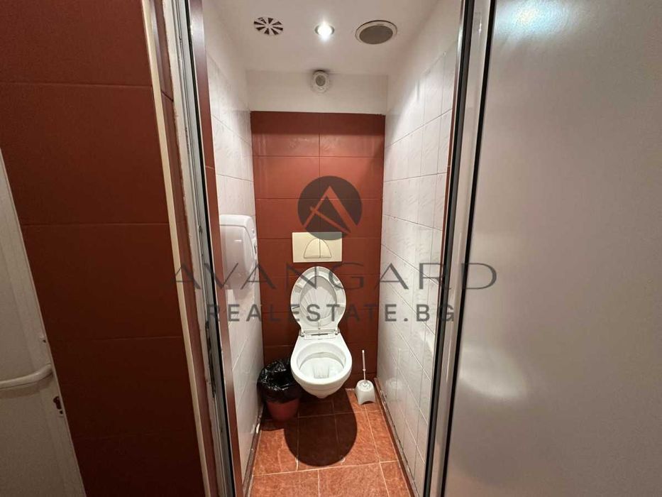 Продава се Заведение в Пловдив, Тракия - 400 кв.м за 1330 €/кв.м - Снимка #11