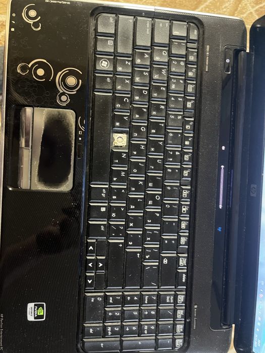 Продам рабочий ноутбук HP