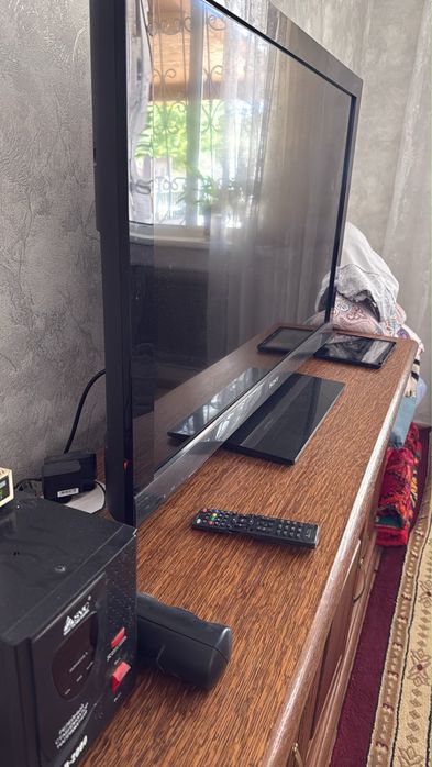 Продам б/у Телевизор SONY