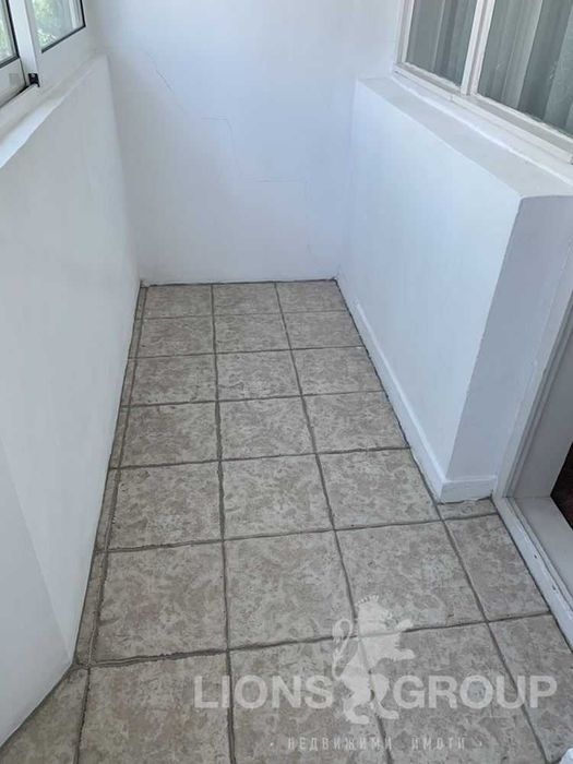 Дава се под наем Тристаен апартамент в Варна, Базар Левски - 78 кв.м за 500 € - Снимка #11