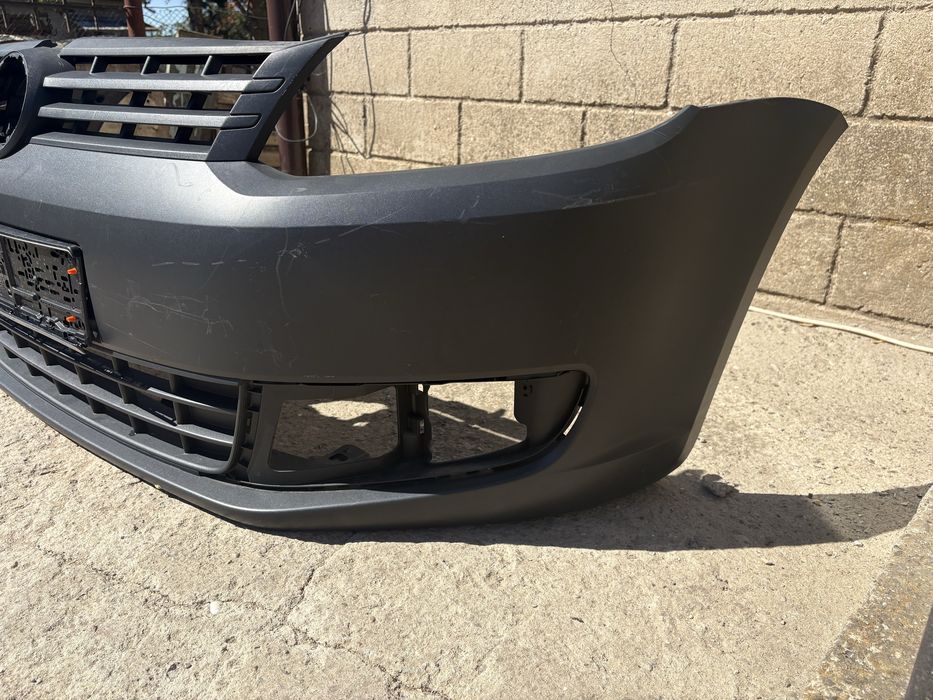 2 броя Предна броня за Кади / VW Caddy 2010 - 2015