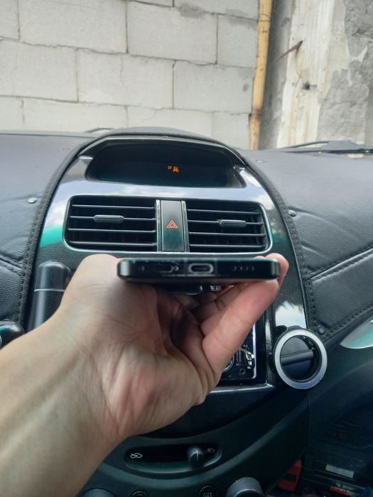 Xiomi 13 ultira 300$