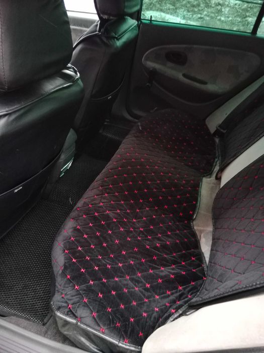 Продам машину Carisma