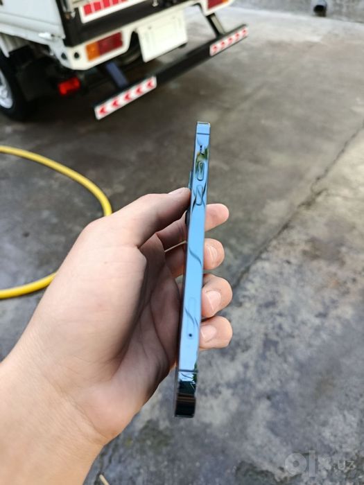 Iphone 12pro  ideal xolatlari