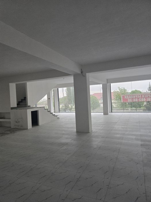 3 qavatli binoning 2-3 qavatlari ijaraga beriladi