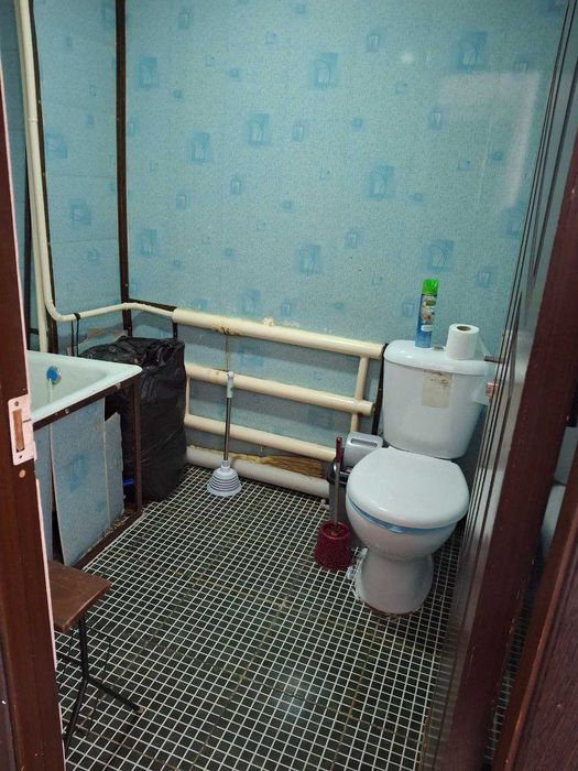 Продается квартира в Яшнабадском районе Тузел-1, быв. общ. 1-комнат