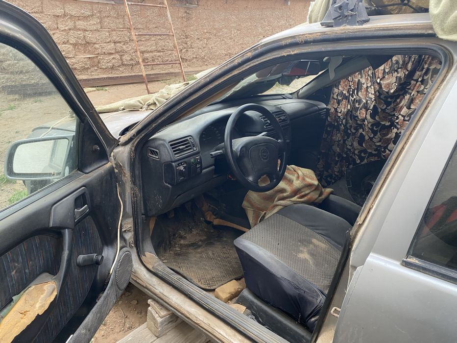 Opel vektra колиги сатылады