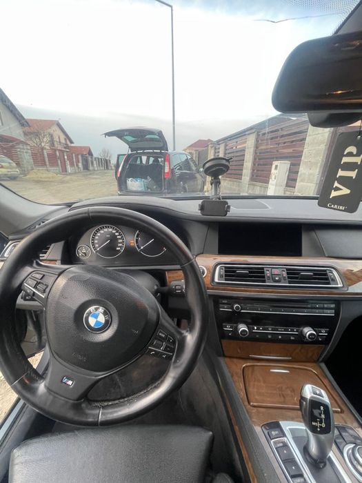 BMW 7 Series 2010 — imagine 2