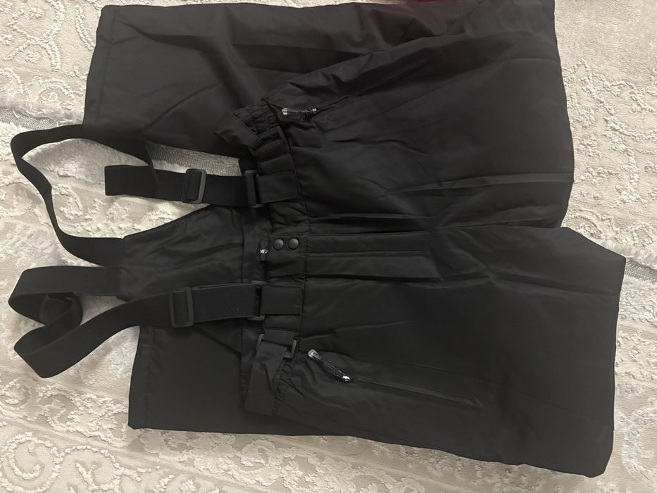 Женский лыжный костюм