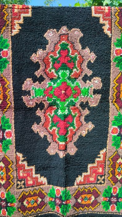 Продавам китеници