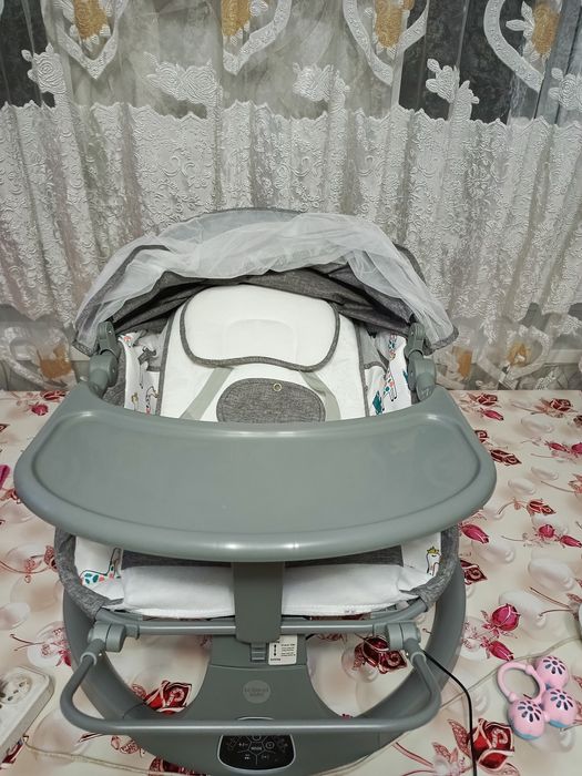 Продам шезлонг детский