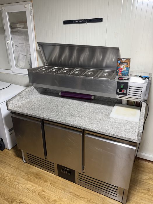 Vand utilaje HORECA grill pe gaz,masa rece, spalator vase, lada frigorifica, grill pe gaz, friteuza, se pot vedea in Pipera