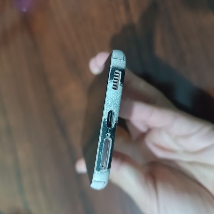 Samsung s21 5G xolati ideal