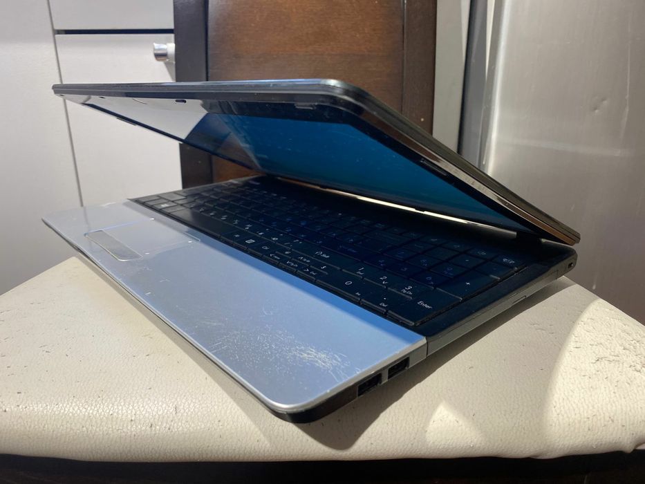 Acer Packard Bell intel core i5/Nvidia GeForce