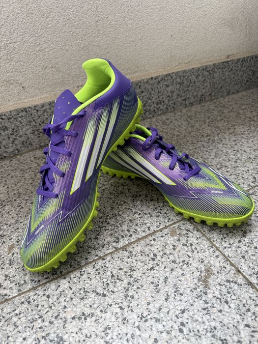 Ghete de fotbal Adidas f50