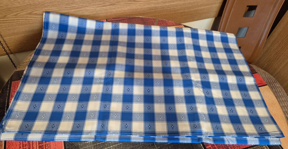 Față de masă absolut nouă dreptunghiulară bumbac 100%