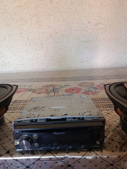 Pioneer original kalonka magnitola sotiladi srochna!!!