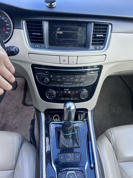 Peugeot 508 1.6 turbo bara far usa motor haion interior