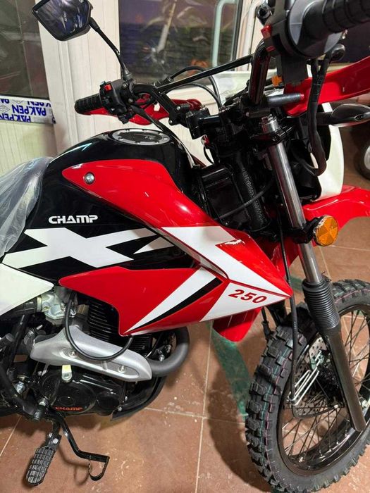 Мотоцикл Champ 250