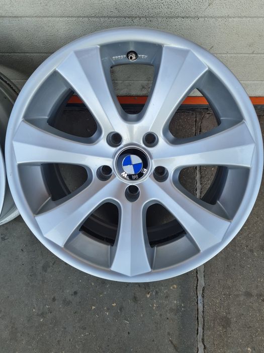 Джанти DEZENT за BMW E39 E60 R17 5x120 ET18 8J