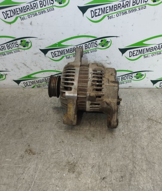 Alternator 8200400890 Dacia Logan prima generatie