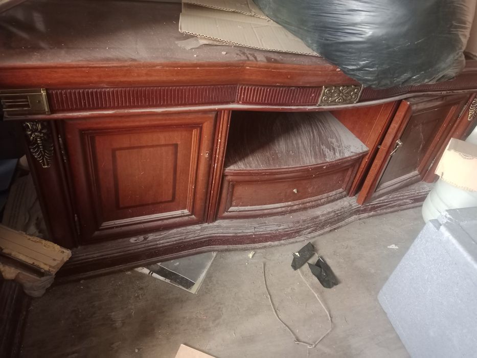 Мебель отдам даром