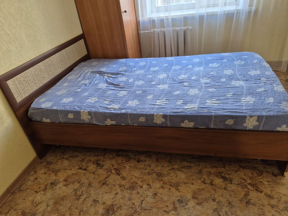 Кровать в норм состоянии