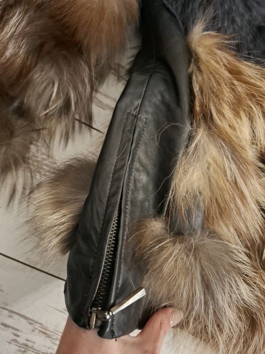 Палто от ествена кожа и естествена лисица