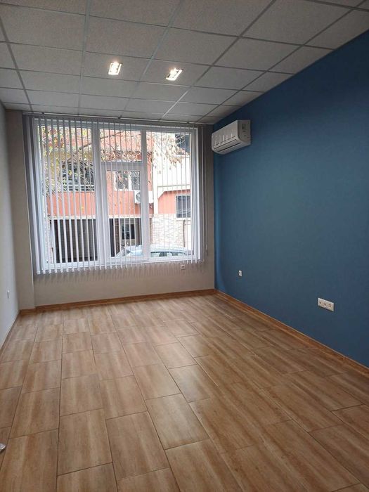 Дава се под наем Офис в Варна, Колхозен пазар - 160 кв.м за 500 € - Снимка #3