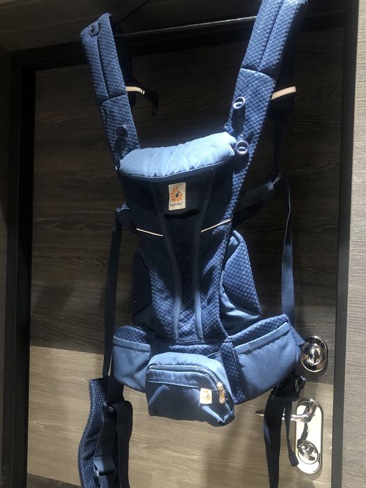 Эргорюкзак  ERGOBABY  от 0-48 мес.  85000т