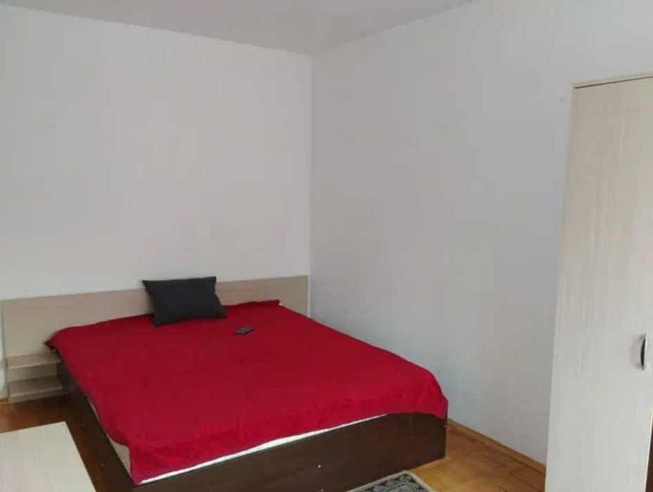 Дава се под наем Тристаен апартамент в Пловдив, Коматево - 90 кв.м за 306 € - Снимка #3