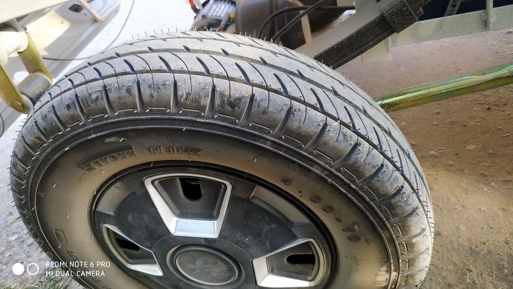 Mini babo muraviy  elikter sotiladi yangi maslo 5 km yurgam kami bor