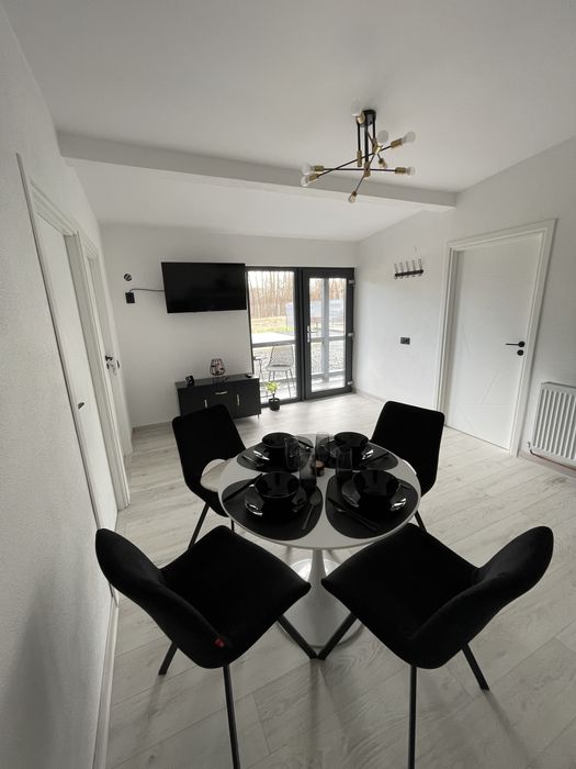Casuta cu ciubar in Valea Avrigului/La 150 m de Casa Întoarsă !