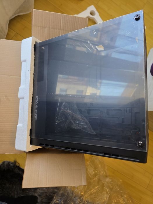 Carcasă PC Pro Gaming Shadow, Middle Tower, 4 Ventilatoare ARGB + Telecomandă