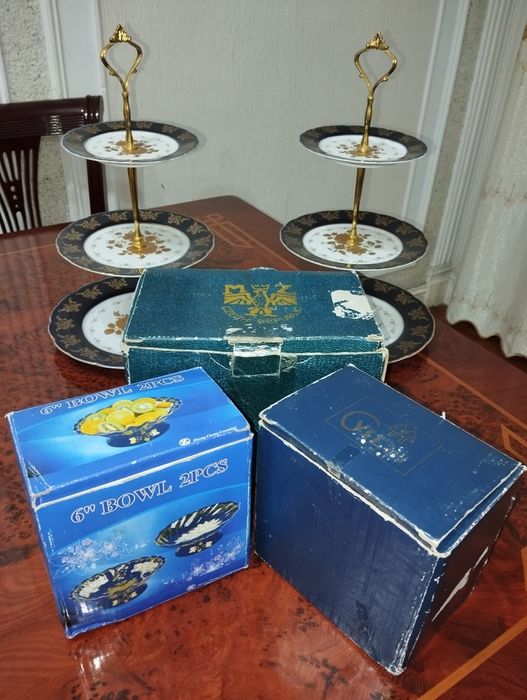 Этажорка  и  сервиз