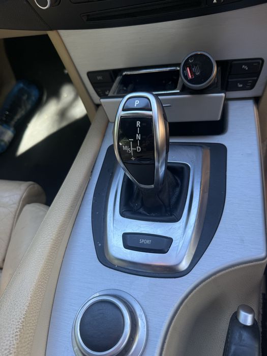 BMW E60 530d SAT Kутия НА ЧАСТИ!