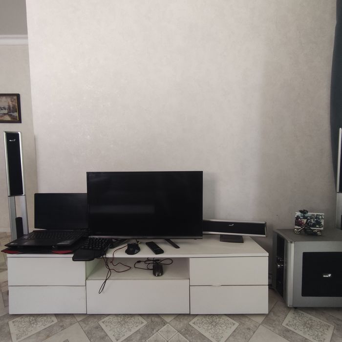 Тумба под телевизор