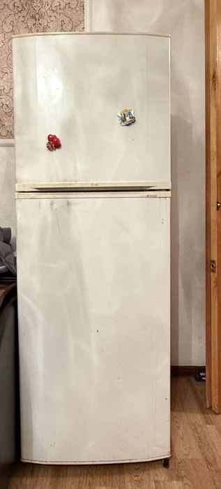 Продам холодильник дешево