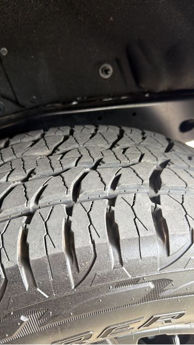 Шины как новые 265/65/17 A/T